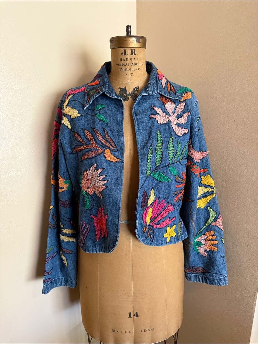 Chico’s Size 2 Embroidered Denim Jacket Floral Birds Boho Statement